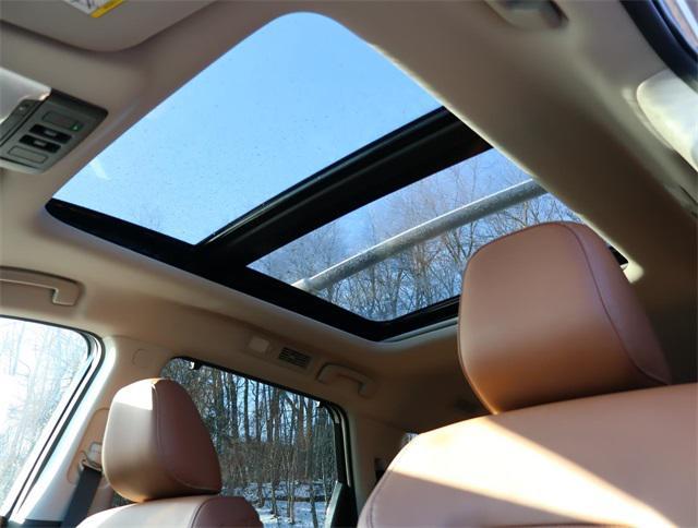 new 2025 Nissan Pathfinder car, priced at $52,286