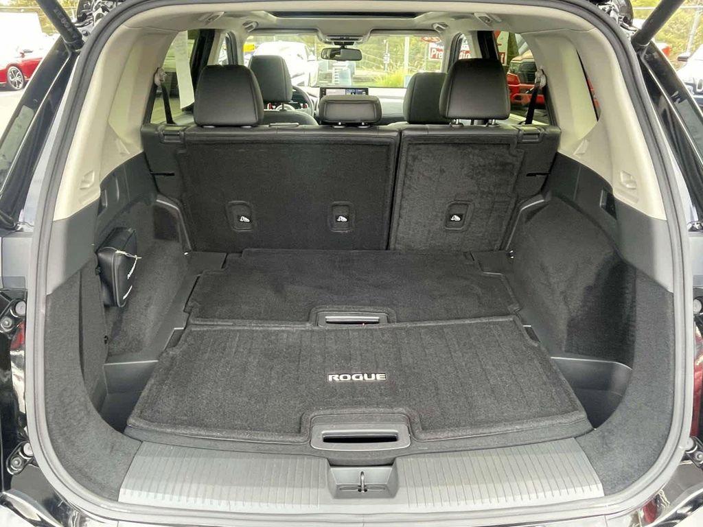 used 2024 Nissan Rogue car, priced at $33,998