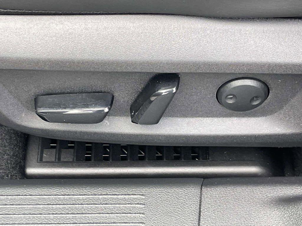 used 2024 Nissan Rogue car, priced at $33,998