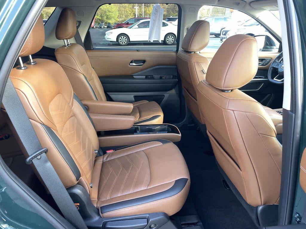 used 2022 Nissan Pathfinder car, priced at $35,067
