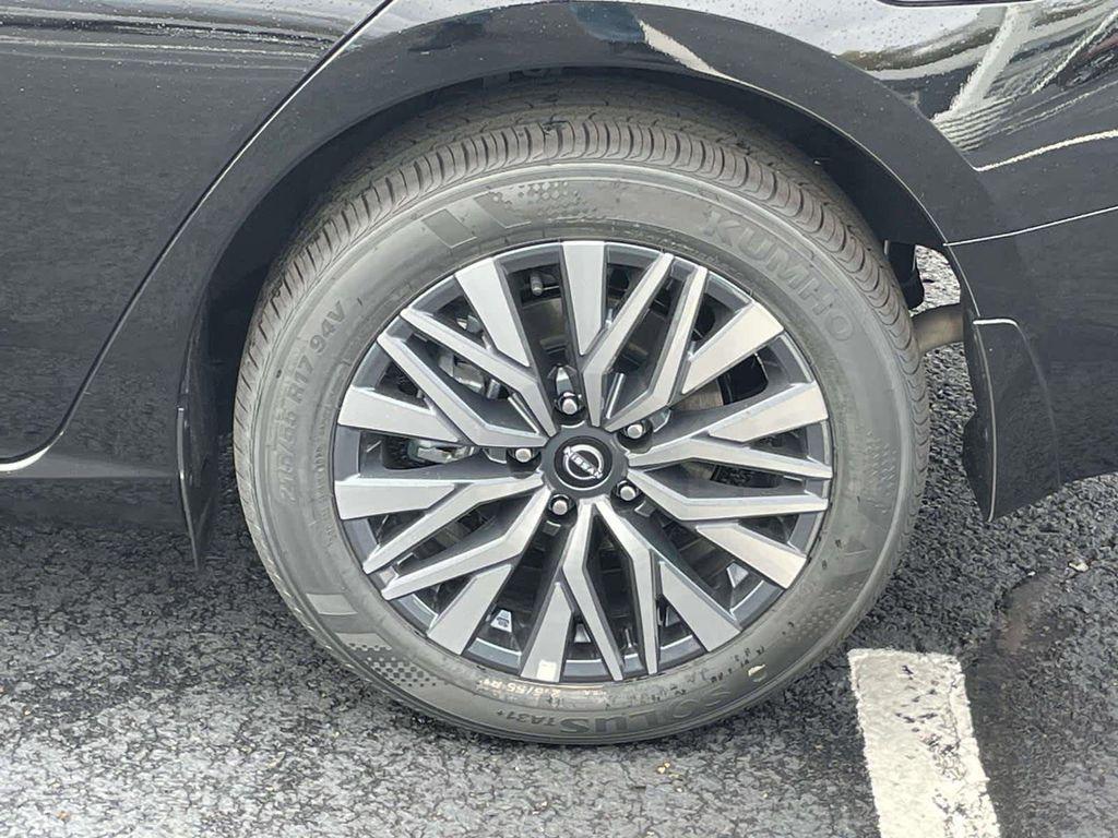 new 2025 Nissan Altima car, priced at $29,898