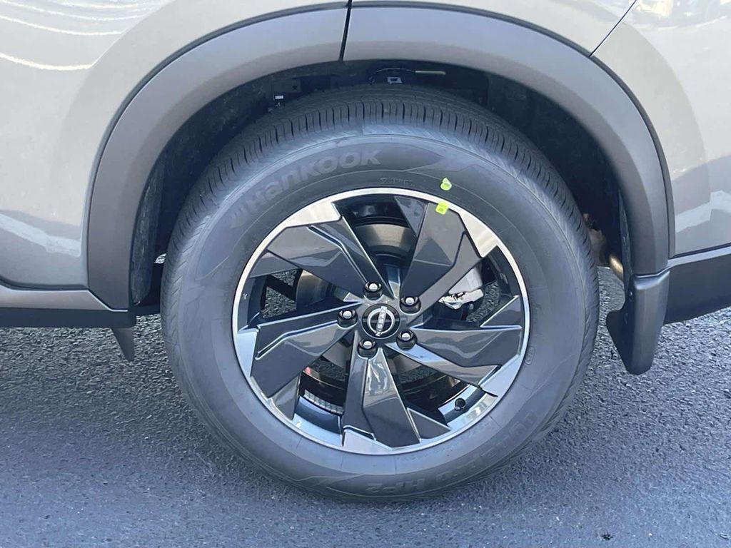 new 2026 Nissan Rogue car, priced at $33,035