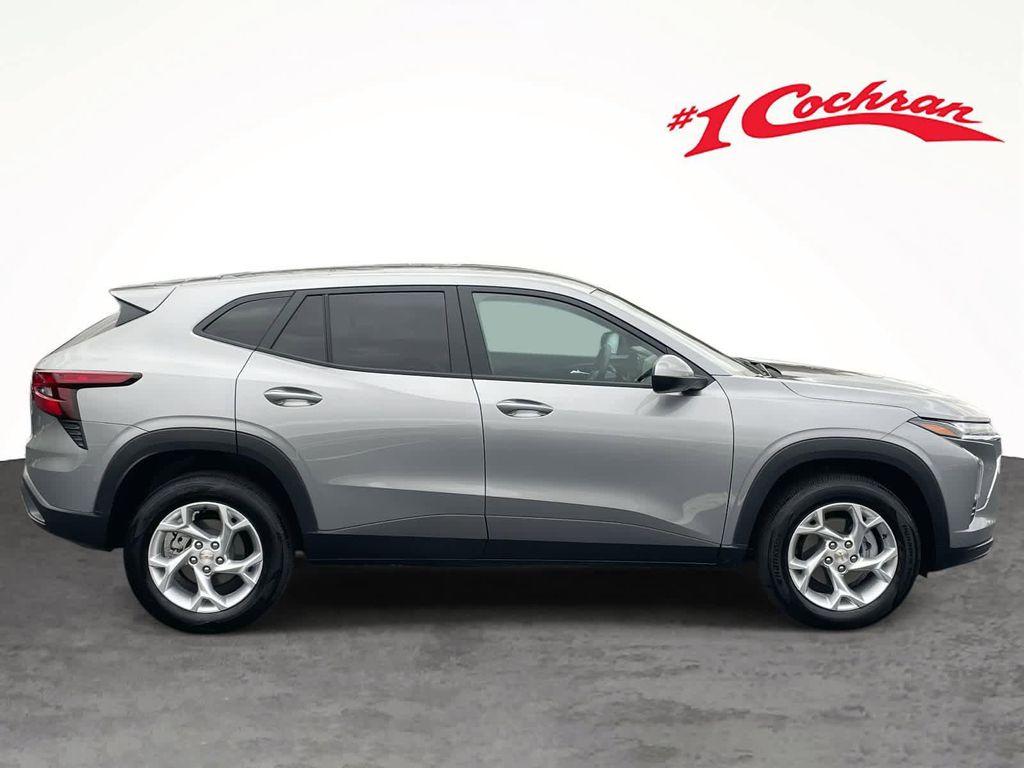 used 2025 Chevrolet Trax car, priced at $21,221
