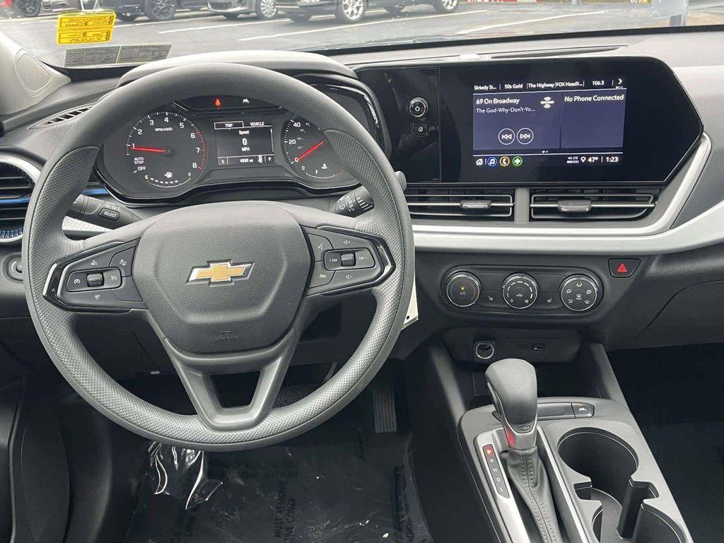 used 2025 Chevrolet Trax car, priced at $21,221