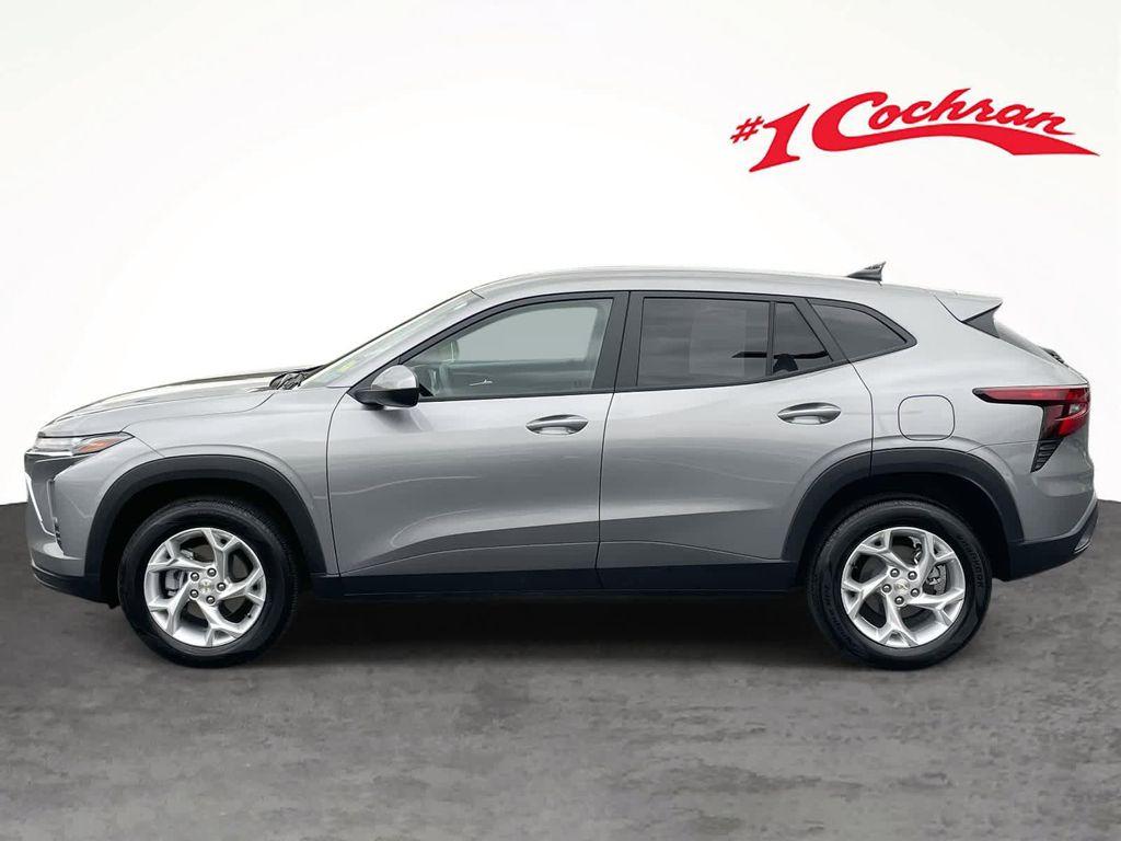 used 2025 Chevrolet Trax car, priced at $21,221