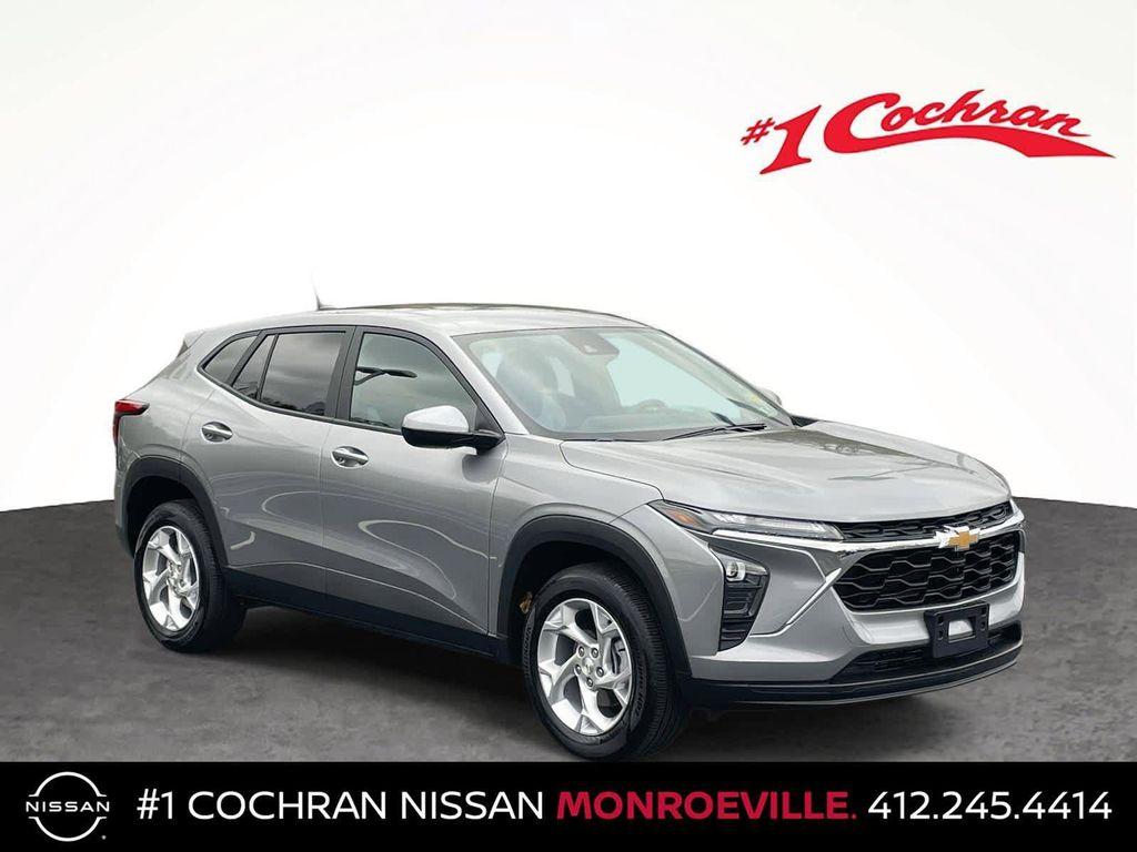used 2025 Chevrolet Trax car, priced at $21,221