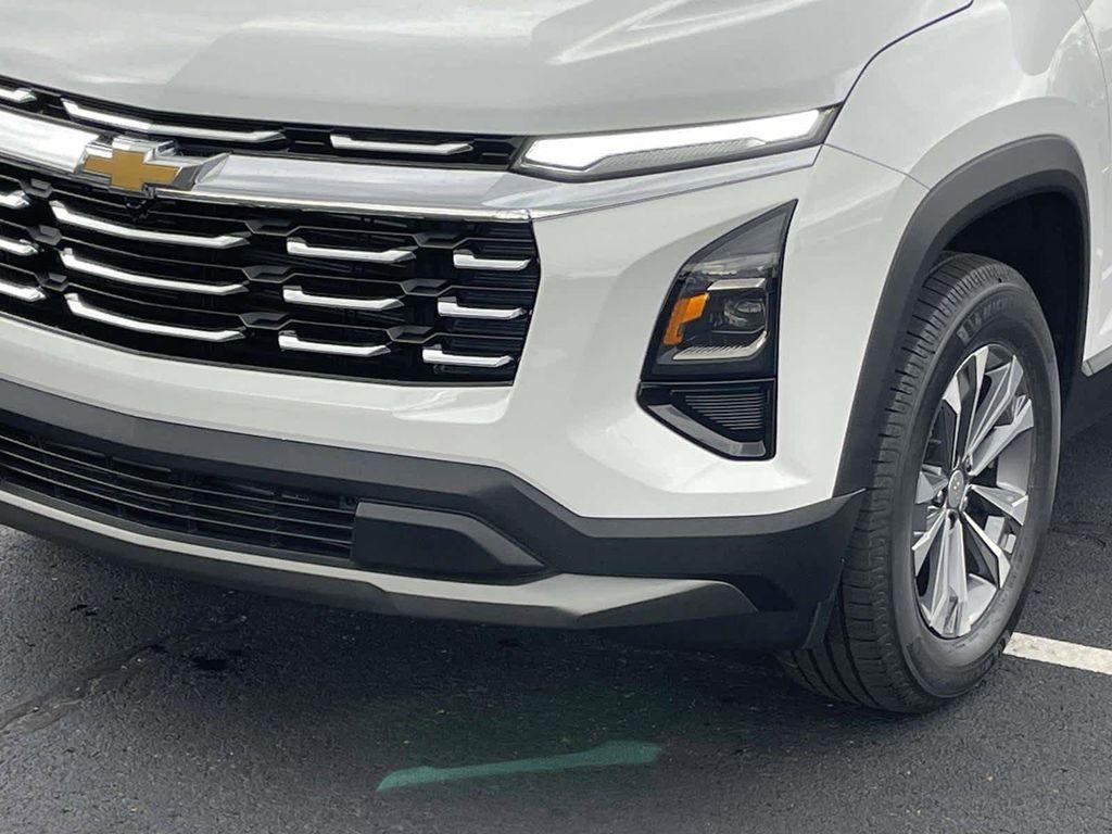 used 2025 Chevrolet Equinox car, priced at $29,470