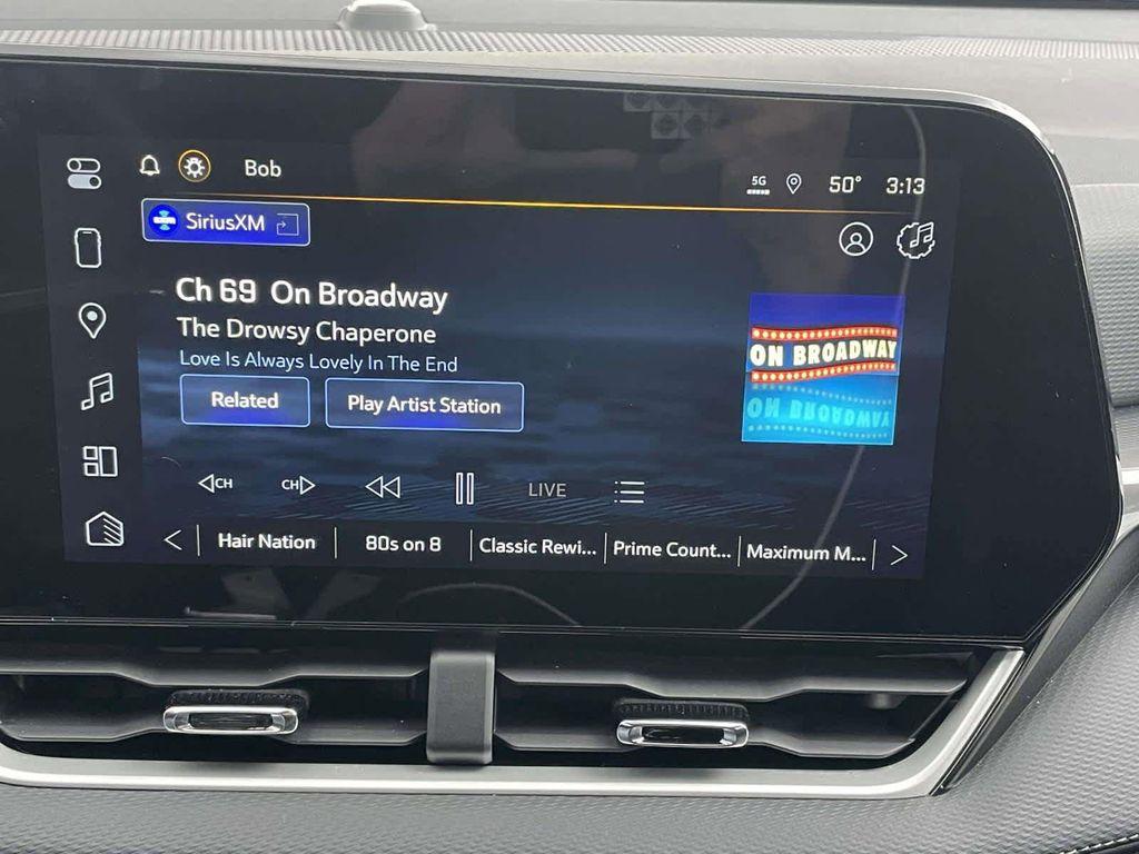 used 2025 Chevrolet Equinox car, priced at $29,470