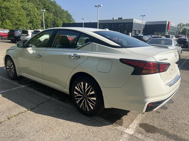 used 2023 Nissan Altima car, priced at $24,172