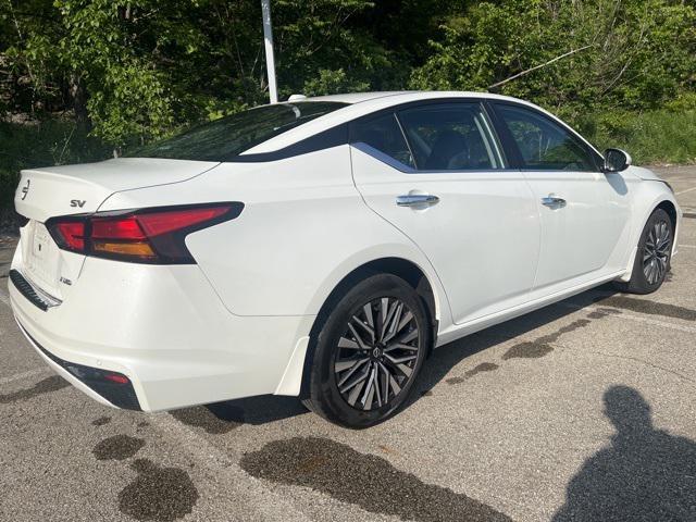 used 2023 Nissan Altima car, priced at $24,172