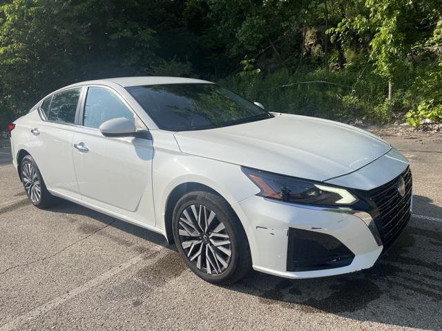 used 2023 Nissan Altima car, priced at $24,172