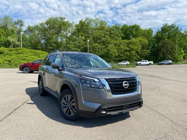 new 2024 Nissan Pathfinder car, priced at $42,710