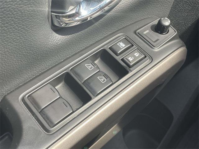 used 2024 Nissan Titan car, priced at $43,277