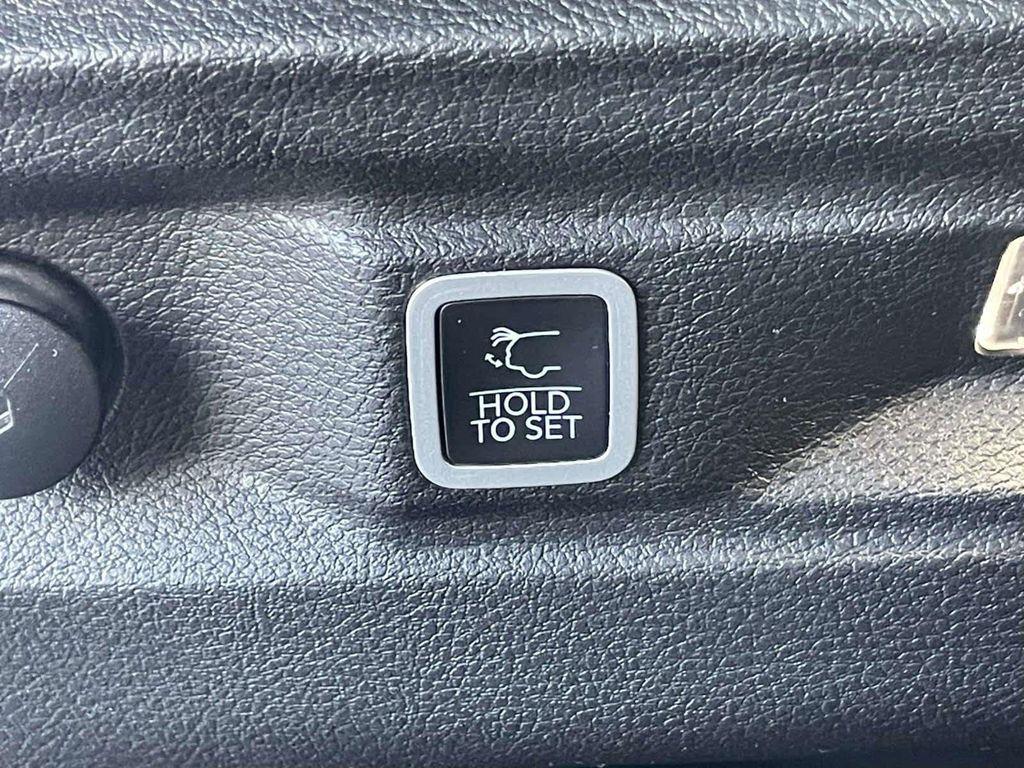 used 2024 Jeep Grand Cherokee L car, priced at $34,986