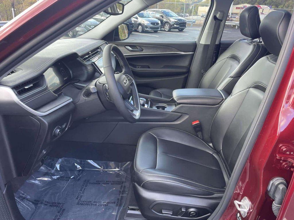 used 2024 Jeep Grand Cherokee L car, priced at $34,986