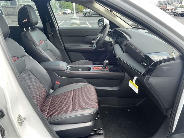 new 2025 Nissan Kicks car, priced at $30,432