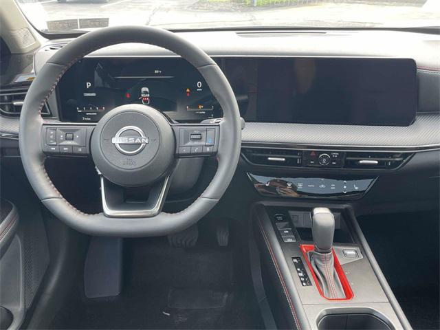 new 2025 Nissan Kicks car, priced at $30,432