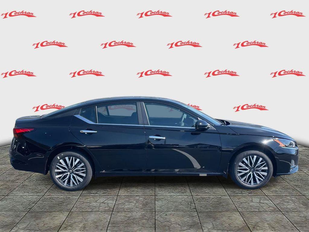 new 2025 Nissan Altima car, priced at $30,122