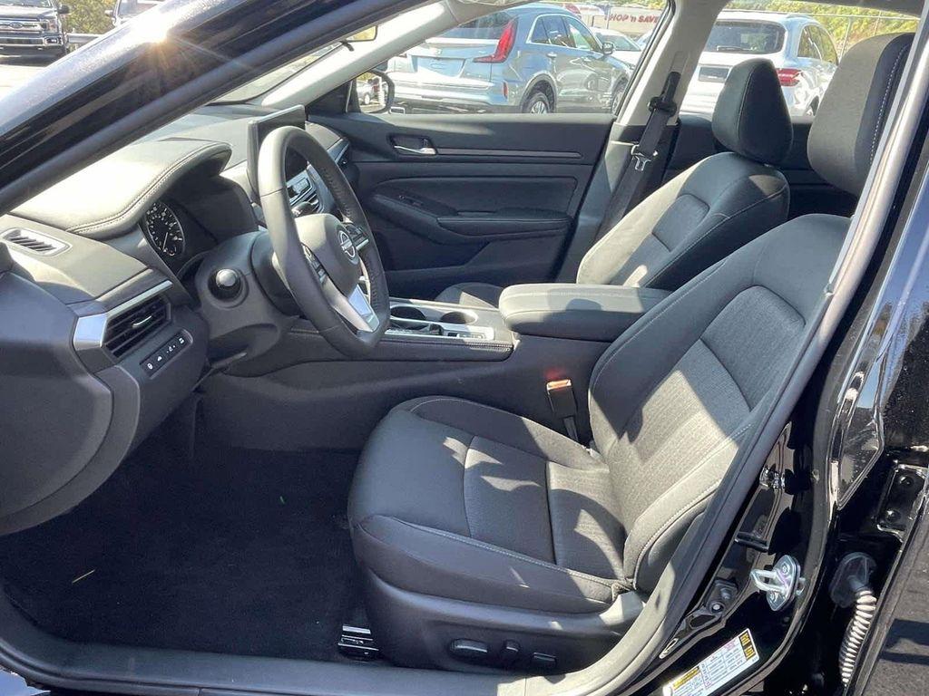 new 2025 Nissan Altima car, priced at $30,122