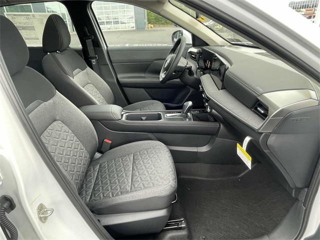 new 2025 Nissan Kicks car, priced at $27,698