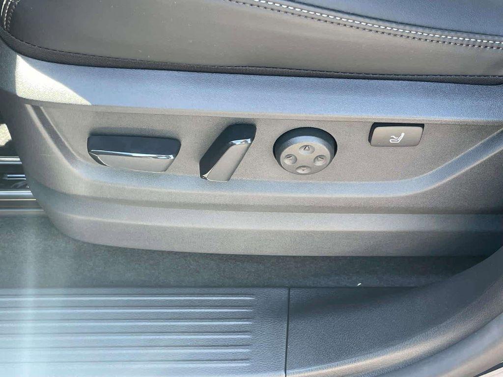 new 2025 Nissan Armada car, priced at $79,837