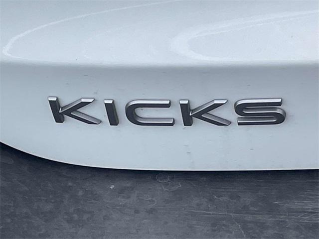 new 2025 Nissan Kicks car, priced at $30,478
