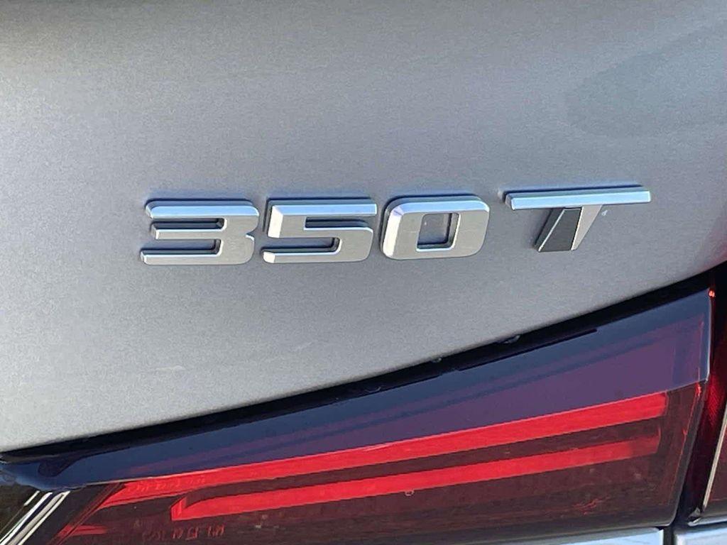 used 2024 Cadillac XT4 car, priced at $38,995