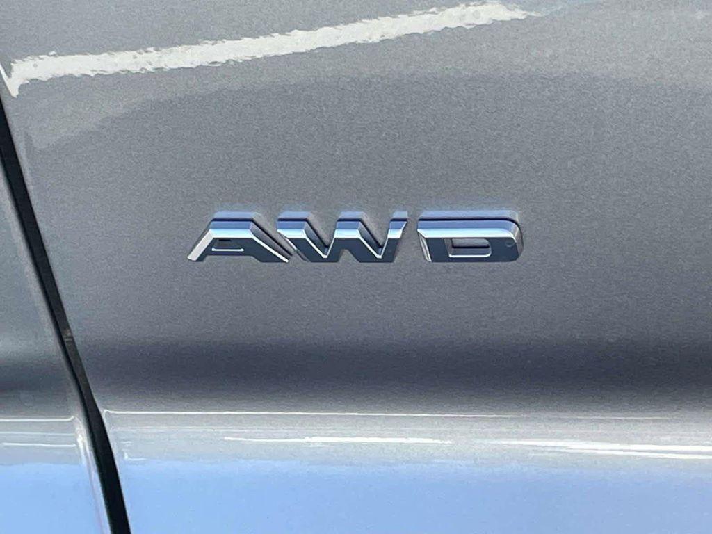 used 2024 Cadillac XT4 car, priced at $38,995