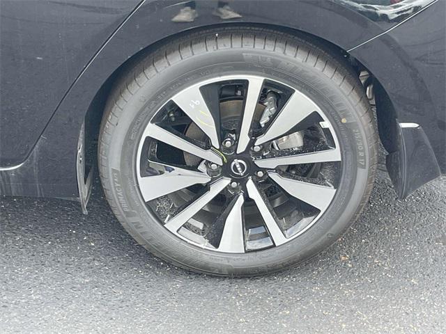 new 2025 Nissan Sentra car, priced at $25,840