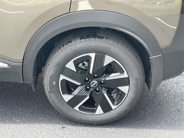 new 2025 Nissan Kicks car, priced at $26,698