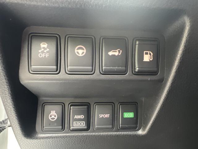 used 2018 Nissan Rogue car, priced at $17,875