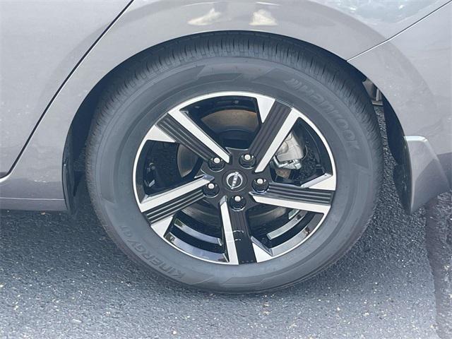 new 2025 Nissan Sentra car, priced at $23,401