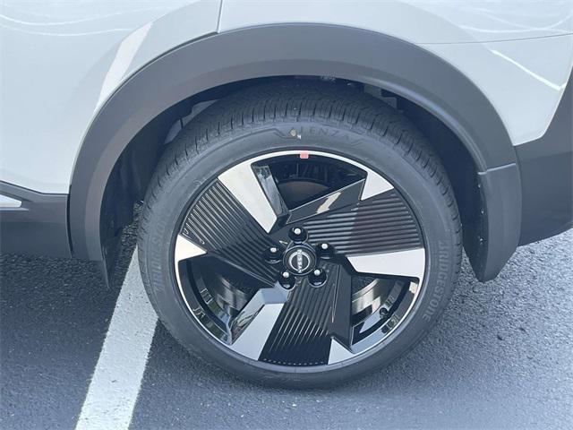 new 2025 Nissan Kicks car, priced at $29,111