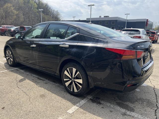 used 2022 Nissan Altima car, priced at $23,047