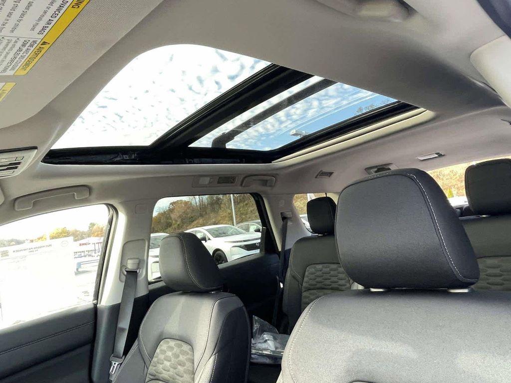 new 2025 Nissan Pathfinder car, priced at $37,861