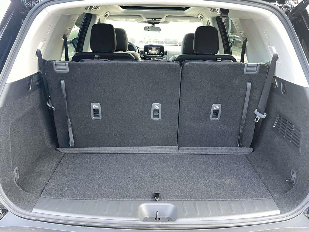 new 2025 Nissan Pathfinder car, priced at $37,861