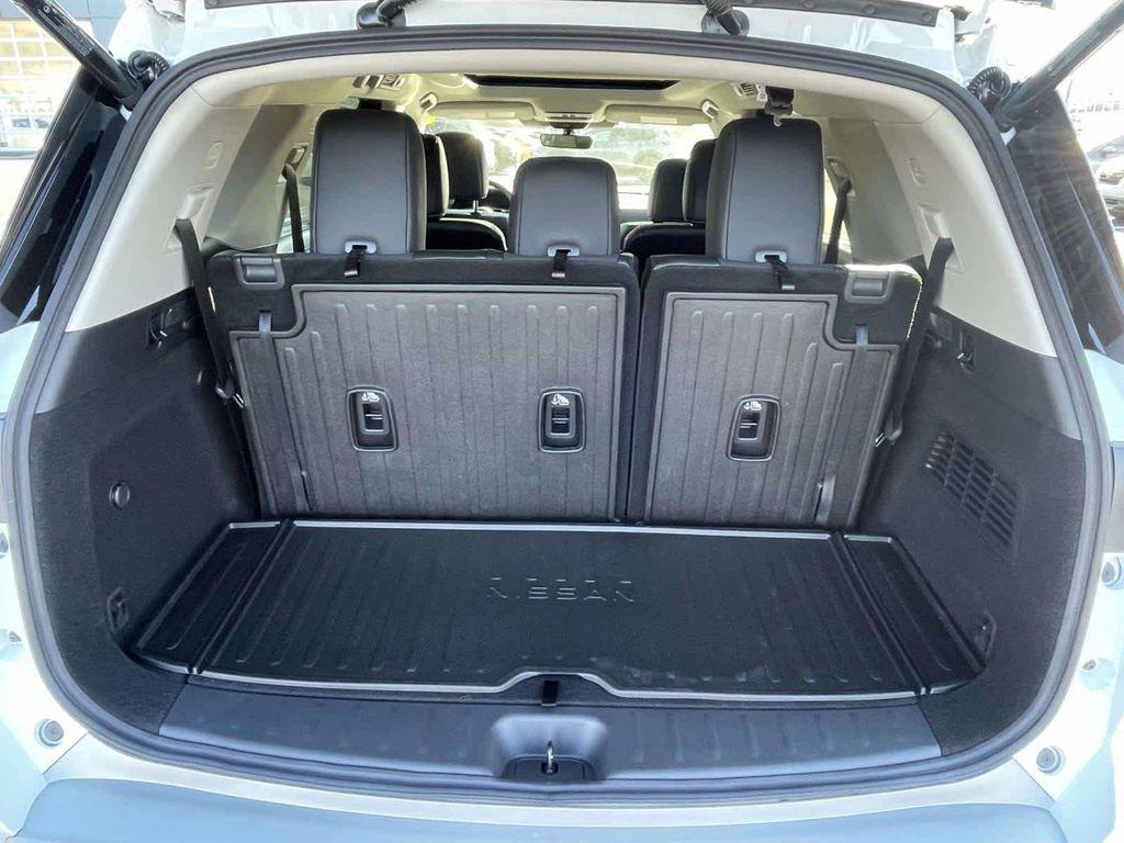 new 2025 Nissan Pathfinder car, priced at $41,917