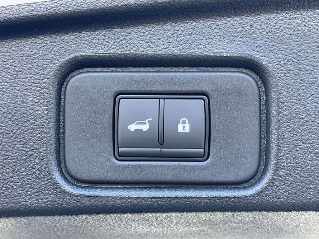 new 2025 Nissan Pathfinder car, priced at $41,917