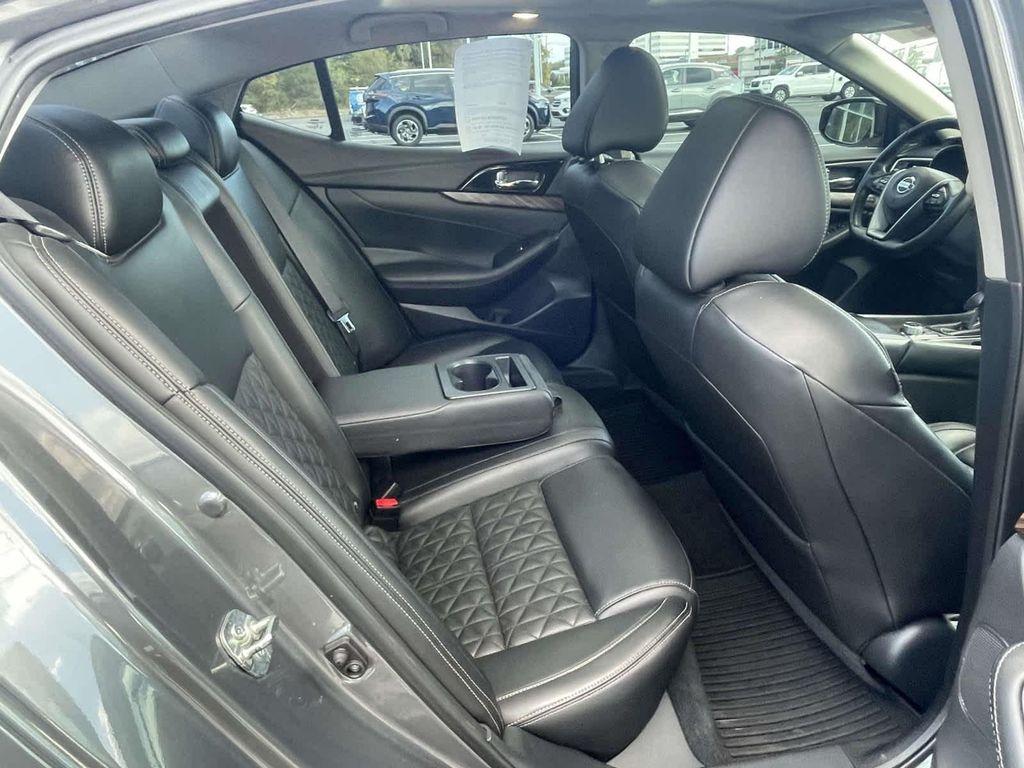 used 2016 Nissan Maxima car, priced at $13,998