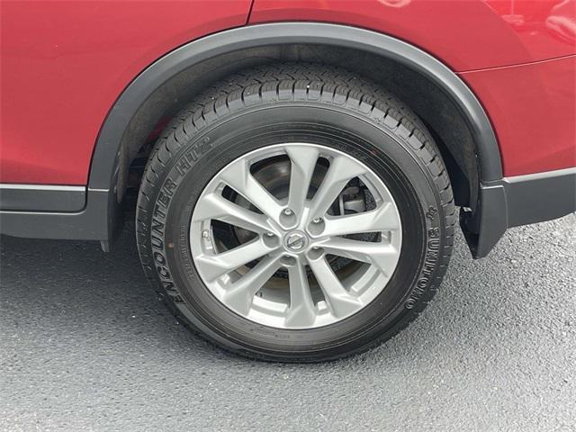 used 2015 Nissan Rogue car, priced at $13,998
