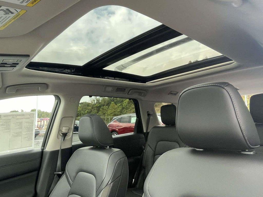 new 2025 Nissan Pathfinder car, priced at $46,979