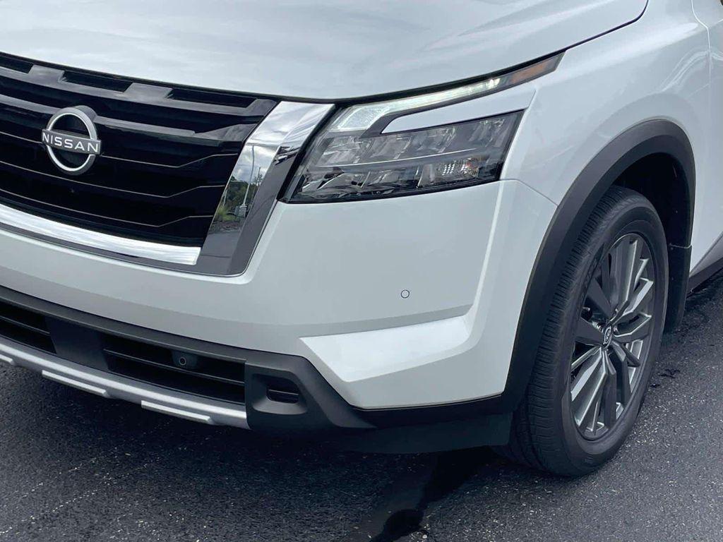 new 2025 Nissan Pathfinder car, priced at $46,979