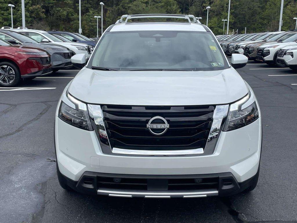new 2025 Nissan Pathfinder car, priced at $46,979