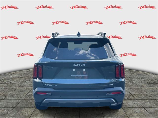 used 2023 Kia Sorento car, priced at $27,394