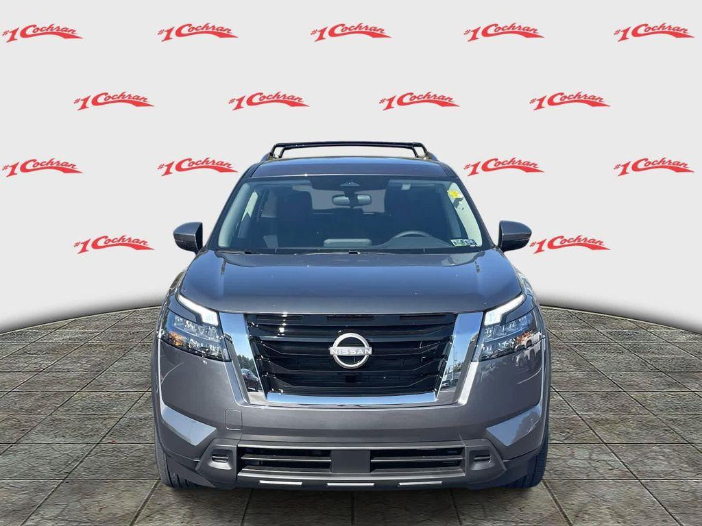 new 2025 Nissan Pathfinder car, priced at $41,061