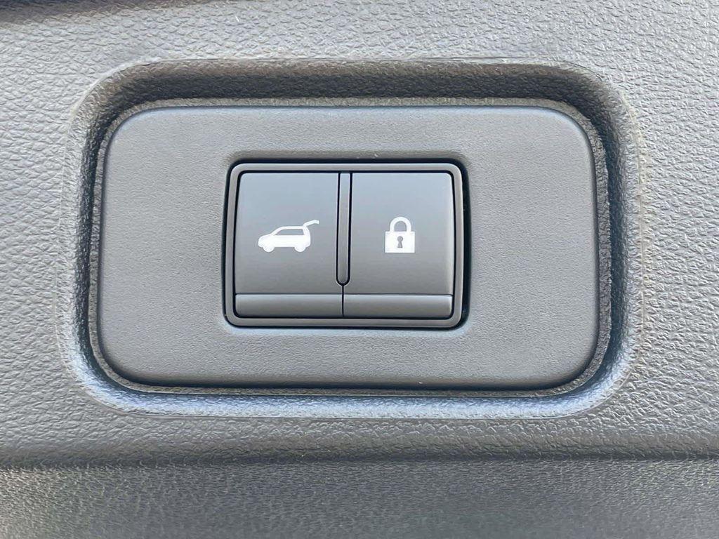 new 2025 Nissan Pathfinder car, priced at $41,061
