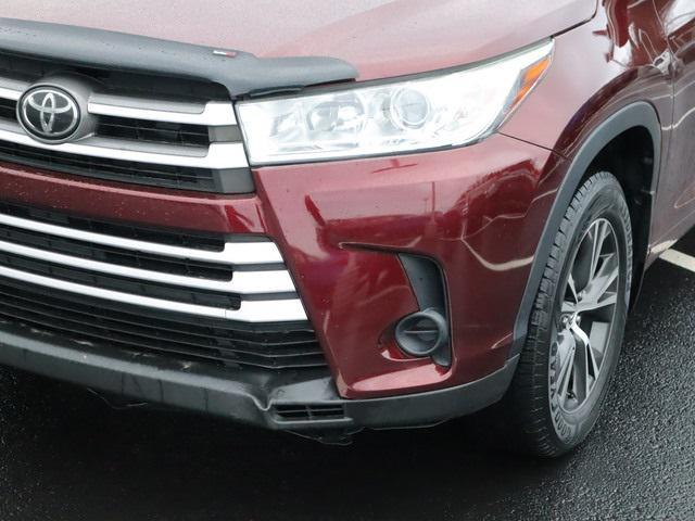 used 2018 Toyota Highlander car, priced at $19,356