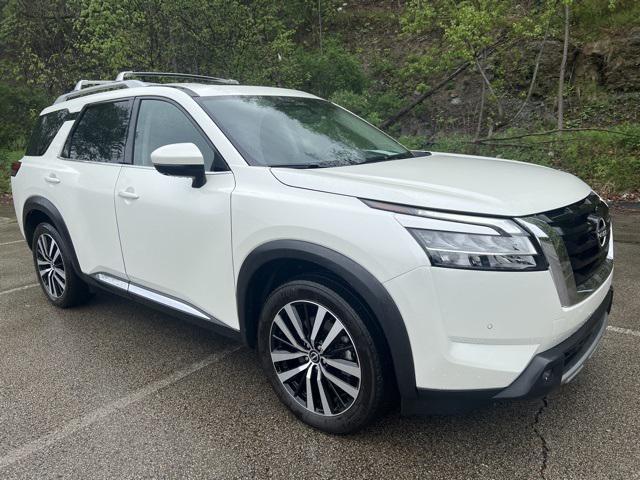 used 2023 Nissan Pathfinder car, priced at $41,514