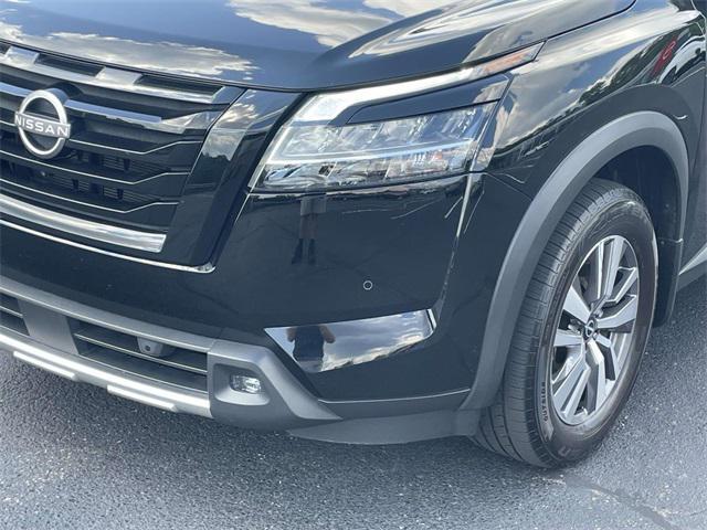 used 2022 Nissan Pathfinder car, priced at $33,402