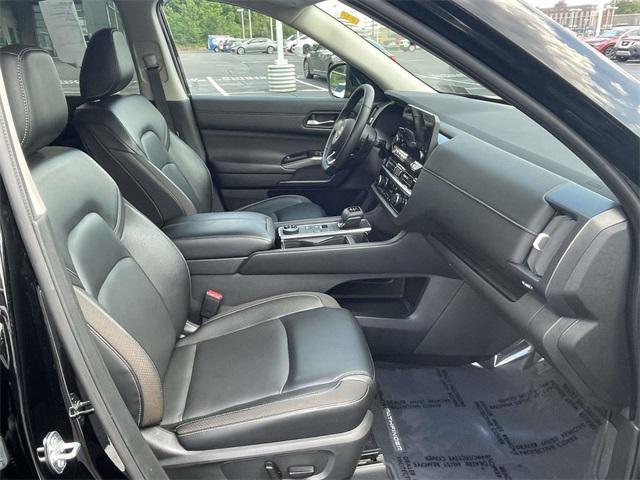 used 2022 Nissan Pathfinder car, priced at $33,402